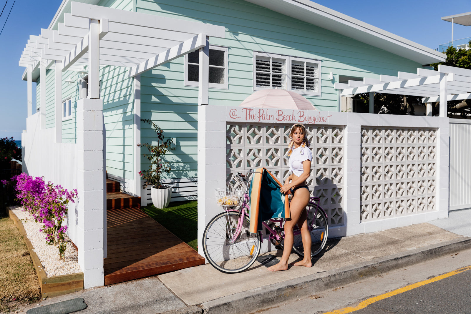 Unlock the ultimate gift-giving experience with Actv8 Zip Pocket Towels: The perfect present for any occasion