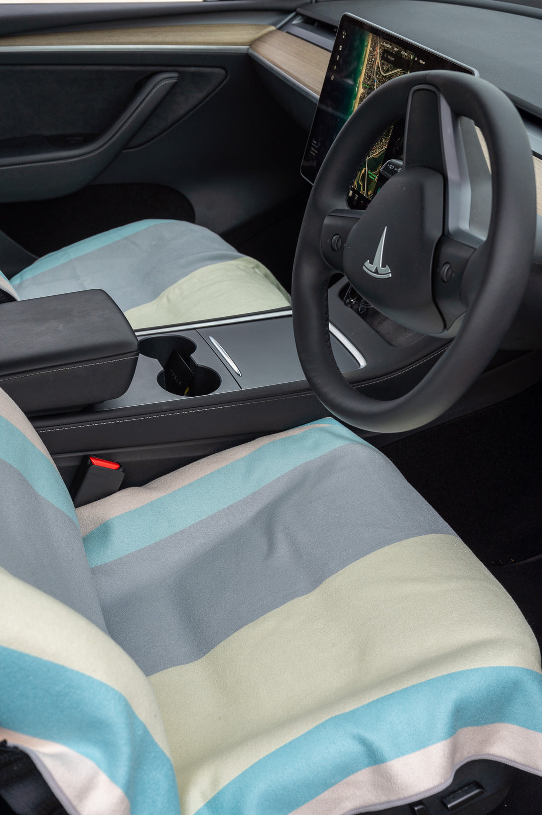 The SONDER  w/ Zip | Car Seat & Gym Saver