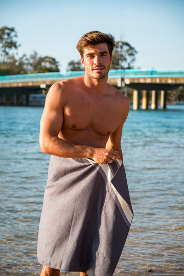 The FIG Car Seat Towels with Zipped Pocket | Car & Gym Seat Protector (Limited Stock - Just Landed!)