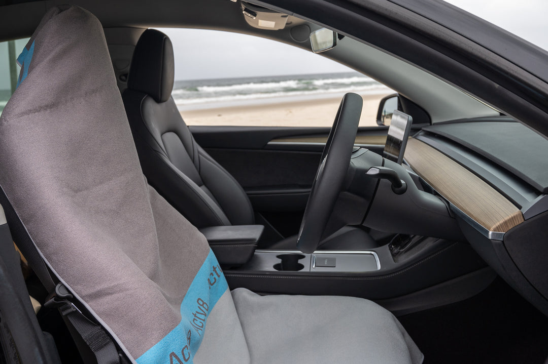 The ARCTIC  w/ Zip | Car Seat & Gym Seat