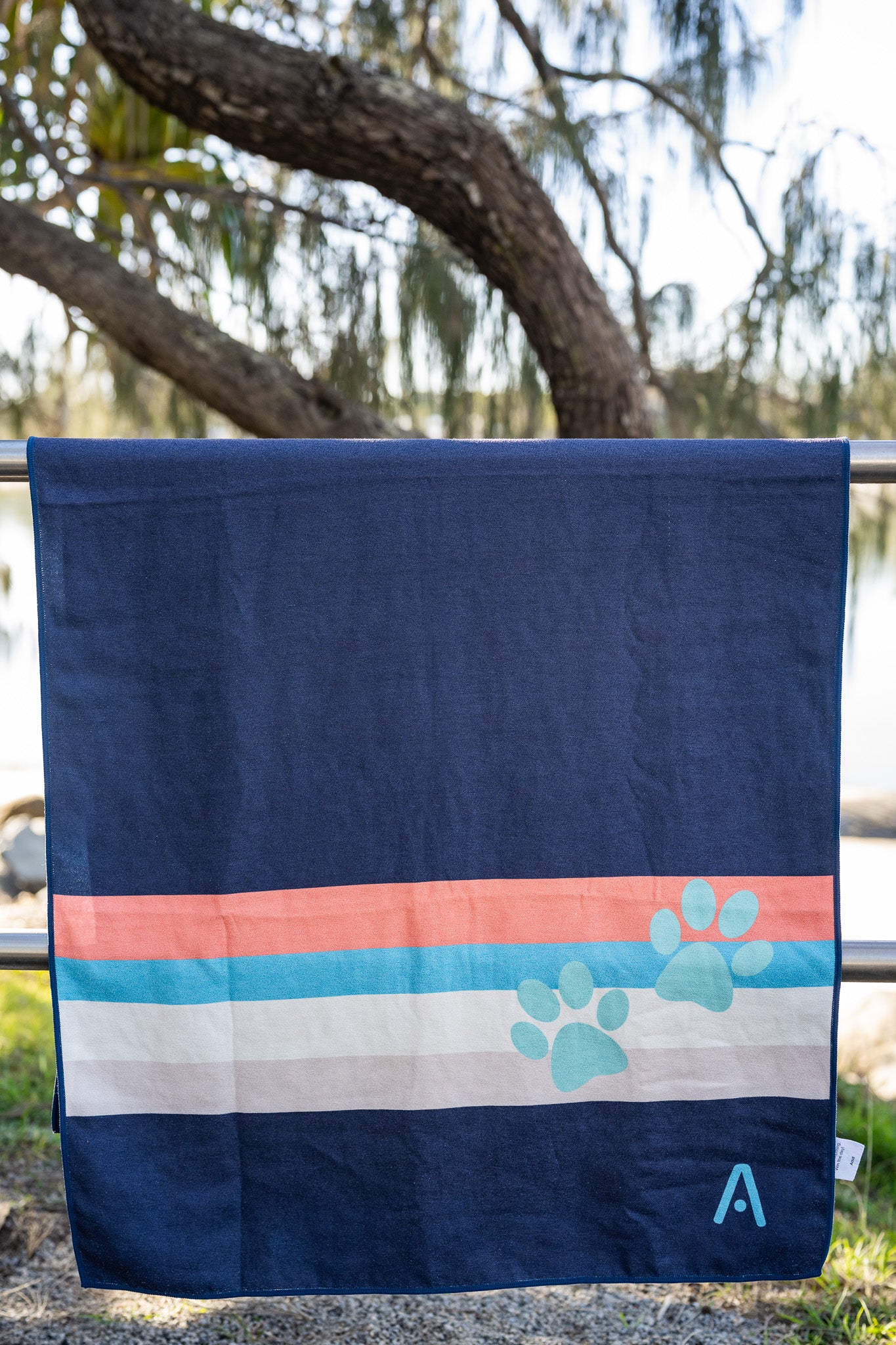 NEW IN - DOG CAR SEAT TOWEL - The GRAHAM