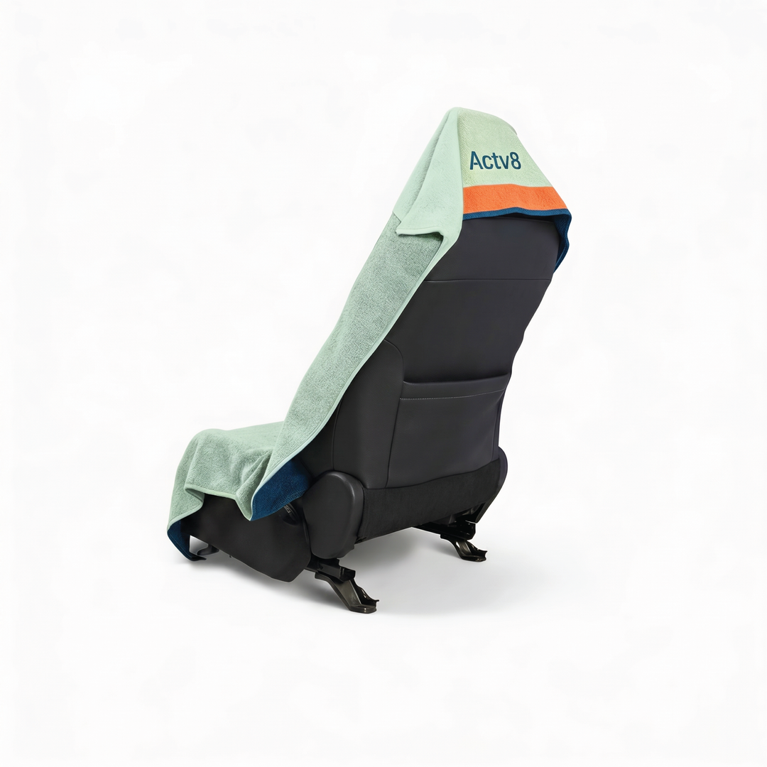 HIPSTER zip pocket car seat towel - back
