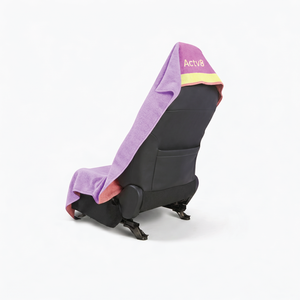 LILA zip pocket car seat towel - back