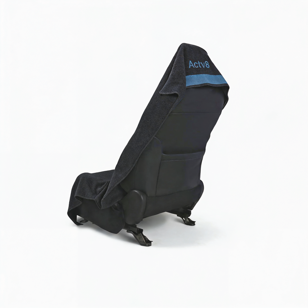 REEF zip pocket car seat towel - back