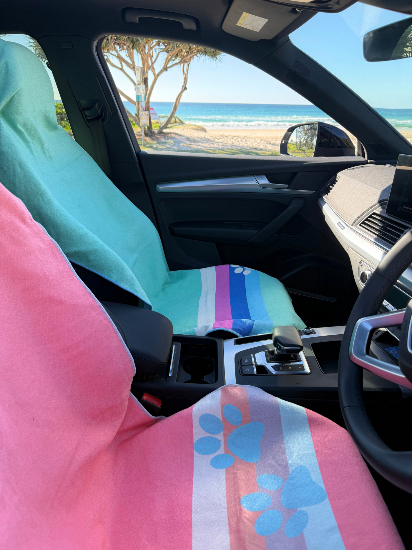 NEW -DOG CAR SEAT TOWEL - The SUNNY