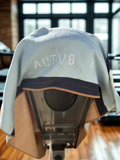 The URBAN -                 w/ Zip | Car Seat & Gym Seat