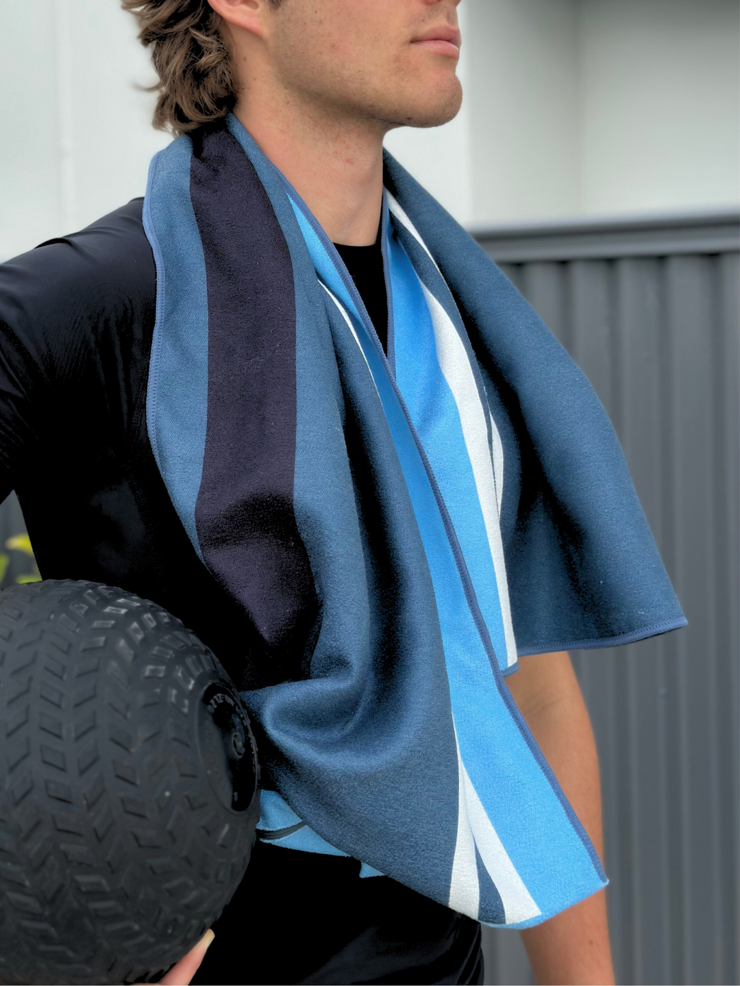 Coda gym towel lifestyle 3 #style_coda