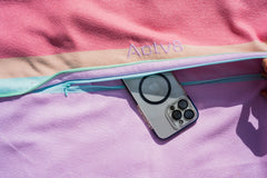 Issy car seat towel lifestyle #style_issy