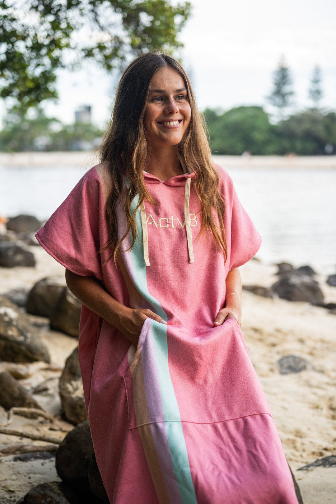 Issy Changing Poncho #style_issy