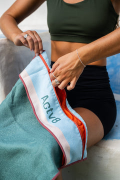 Grounded gym towel lifestyle 2 #style_grounded