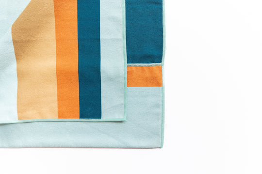 Premium beach towels,  8 recycled plastic bottles. Highly absorbent, sand resistant, lightweight and designed in Australia, gym towel,